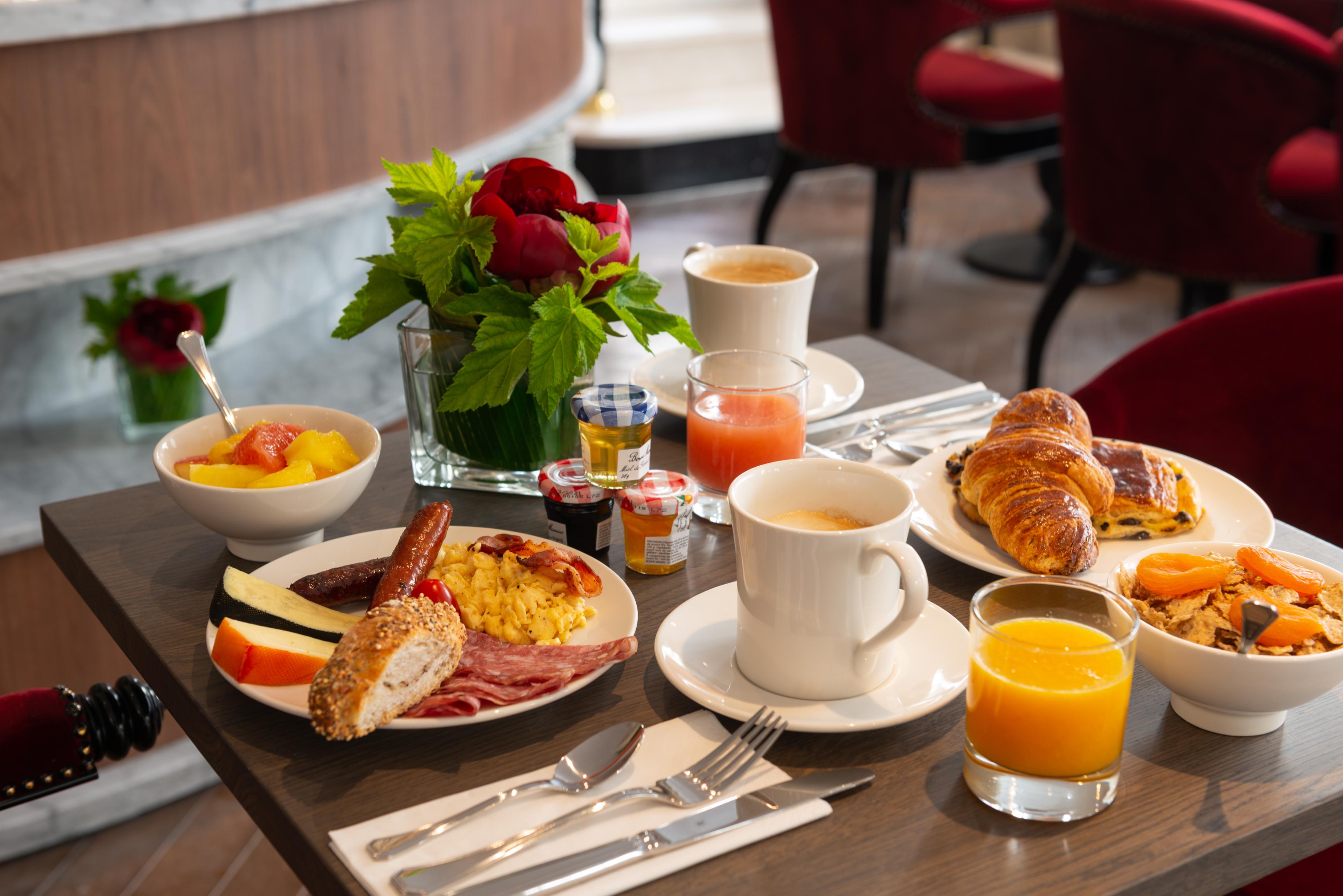 Lord Byron Hotel Париж Екстериор снимка