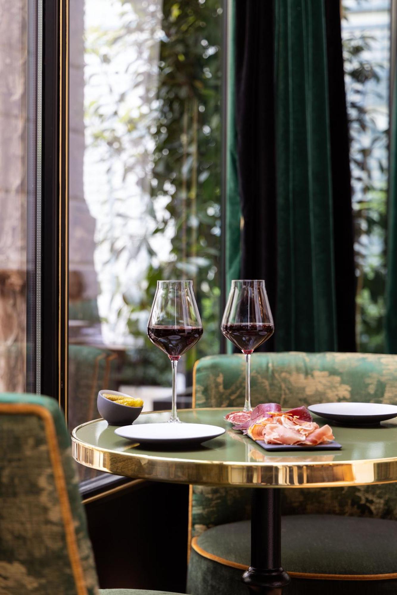 Lord Byron Hotel Париж Екстериор снимка
